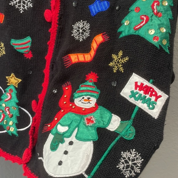 Vintage Nutcracker knit cardigan - Picture 6 of 11